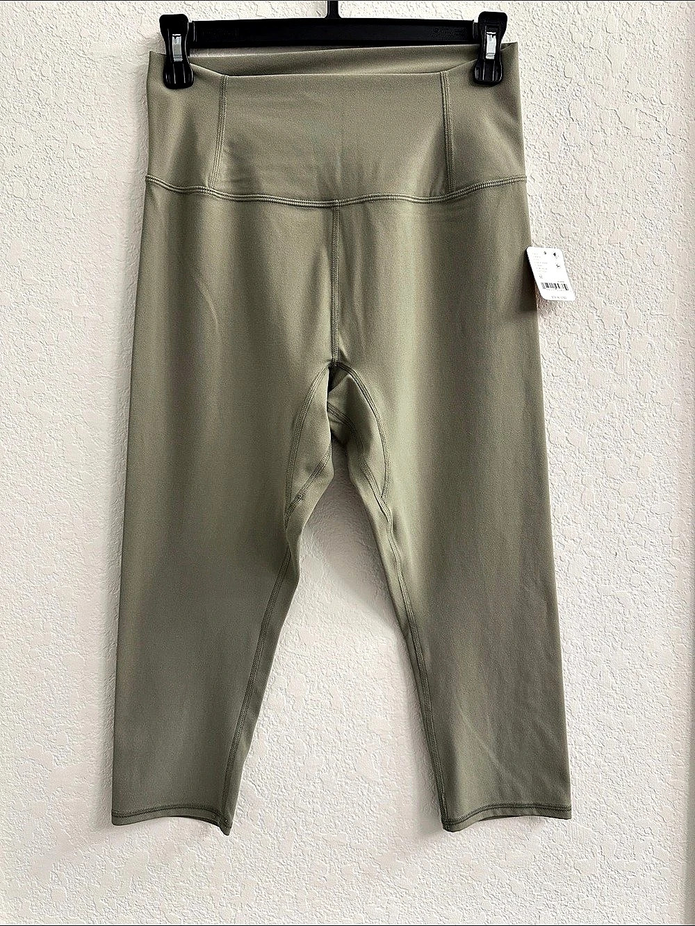 Free People Movement Leggings Size Medium NWT